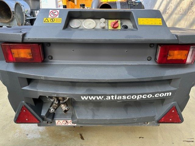 Atlas Copco XAS 67, Kompressor, 3,7m³, 3.5 - 9.5 bar, TOP - Ilmakompressori: kuva Atlas Copco XAS 67, Kompressor, 3,7m³, 3.5 - 9.5 bar, TOP - Ilmakompressori Atlas Copco XAS 67, Kompressor, 3,7m³, 3.5 - 9.5 bar, TOP - Ilmakompressori: kuva Atlas Copco XAS 67, Kompressor, 3,7m³, 3.5 - 9.5 bar, TOP - Ilmakompressori