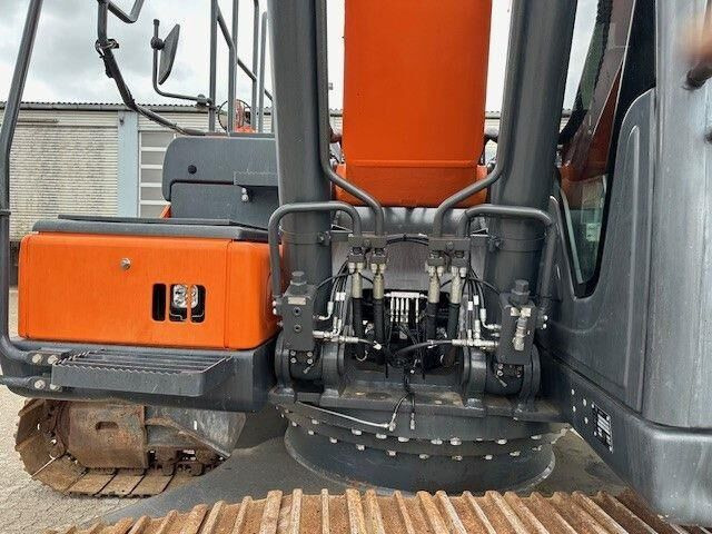 Doosan DX 255 LC-5/Schnellwechsel System/Rototilt R8 - Telakaivukone: kuva Doosan DX 255 LC-5/Schnellwechsel System/Rototilt R8 - Telakaivukone Doosan DX 255 LC-5/Schnellwechsel System/Rototilt R8 - Telakaivukone: kuva Doosan DX 255 LC-5/Schnellwechsel System/Rototilt R8 - Telakaivukone