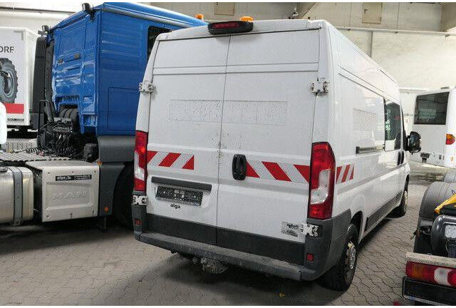 Fiat Ducato MultiCab, 6 Sitze, AHK, Klima, Trennwand - Pakettiauto: kuva Fiat Ducato MultiCab, 6 Sitze, AHK, Klima, Trennwand - Pakettiauto Fiat Ducato MultiCab, 6 Sitze, AHK, Klima, Trennwand - Pakettiauto: kuva Fiat Ducato MultiCab, 6 Sitze, AHK, Klima, Trennwand - Pakettiauto