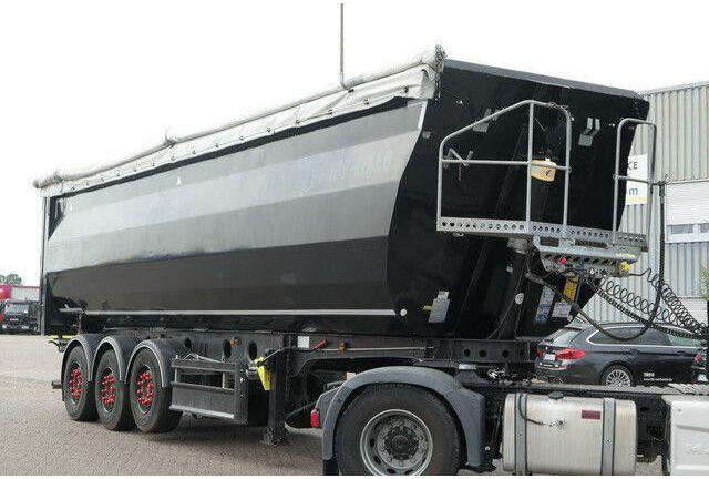 Fliegl DHKS 390, Stahl, 50m³, Schrottmulde, TOP-Zustand - Kippiauto puoliperävaunu: kuva Fliegl DHKS 390, Stahl, 50m³, Schrottmulde, TOP-Zustand - Kippiauto puoliperävaunu Fliegl DHKS 390, Stahl, 50m³, Schrottmulde, TOP-Zustand - Kippiauto puoliperävaunu: kuva Fliegl DHKS 390, Stahl, 50m³, Schrottmulde, TOP-Zustand - Kippiauto puoliperävaunu