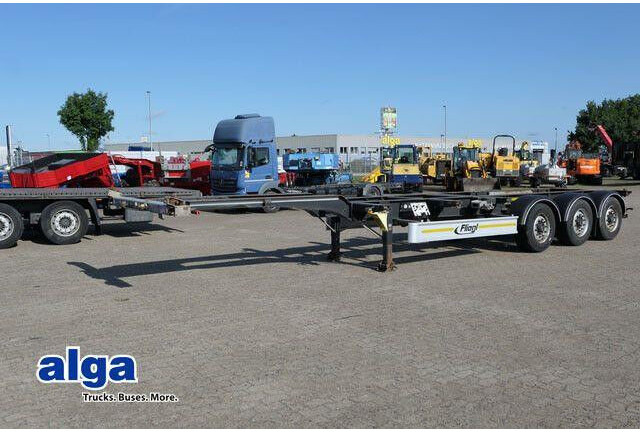 Fliegl SDS 380 SDS01, 20/30 & 40 Fuß Container, BPW - Apuvaunu puoliperävaunu: kuva Fliegl SDS 380 SDS01, 20/30 & 40 Fuß Container, BPW - Apuvaunu puoliperävaunu Fliegl SDS 380 SDS01, 20/30 & 40 Fuß Container, BPW - Apuvaunu puoliperävaunu: kuva Fliegl SDS 380 SDS01, 20/30 & 40 Fuß Container, BPW - Apuvaunu puoliperävaunu