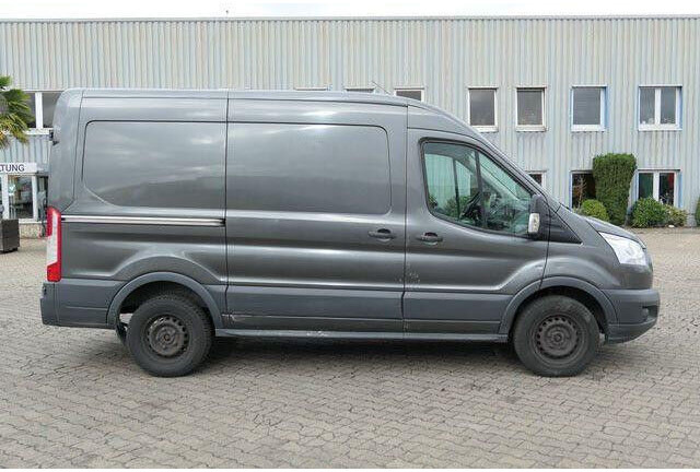 Ford Transit 4x2, 3 Sitz, Klima, AHK, Handwerker - Pakettiauto: kuva Ford Transit 4x2, 3 Sitz, Klima, AHK, Handwerker - Pakettiauto Ford Transit 4x2, 3 Sitz, Klima, AHK, Handwerker - Pakettiauto: kuva Ford Transit 4x2, 3 Sitz, Klima, AHK, Handwerker - Pakettiauto