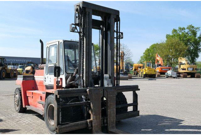 Kalmar DC 16-1200/Schwerlast Frontstapler - Dieseltrukki: kuva Kalmar DC 16-1200/Schwerlast Frontstapler - Dieseltrukki Kalmar DC 16-1200/Schwerlast Frontstapler - Dieseltrukki: kuva Kalmar DC 16-1200/Schwerlast Frontstapler - Dieseltrukki