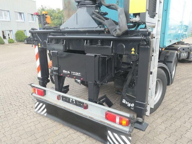 Langendorf SSH 20/21, Rollkran MKG, Gelenkt, 7.800mm lang - Lavapuoliperävaunu: kuva Langendorf SSH 20/21, Rollkran MKG, Gelenkt, 7.800mm lang - Lavapuoliperävaunu Langendorf SSH 20/21, Rollkran MKG, Gelenkt, 7.800mm lang - Lavapuoliperävaunu: kuva Langendorf SSH 20/21, Rollkran MKG, Gelenkt, 7.800mm lang - Lavapuoliperävaunu