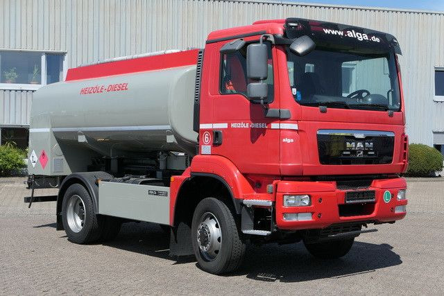 MAN 13.290 TGM BL 4x4, 2 Kammern, 9m³, Allrad, Klima - Säiliöauto: kuva MAN 13.290 TGM BL 4x4, 2 Kammern, 9m³, Allrad, Klima - Säiliöauto MAN 13.290 TGM BL 4x4, 2 Kammern, 9m³, Allrad, Klima - Säiliöauto: kuva MAN 13.290 TGM BL 4x4, 2 Kammern, 9m³, Allrad, Klima - Säiliöauto