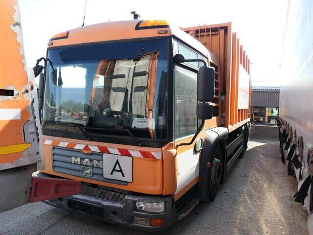 MAN 26.350 TGA 6x2, Haller, 24m³, Klima, 4 Sitze - Roska-auto: kuva MAN 26.350 TGA 6x2, Haller, 24m³, Klima, 4 Sitze - Roska-auto MAN 26.350 TGA 6x2, Haller, 24m³, Klima, 4 Sitze - Roska-auto: kuva MAN 26.350 TGA 6x2, Haller, 24m³, Klima, 4 Sitze - Roska-auto