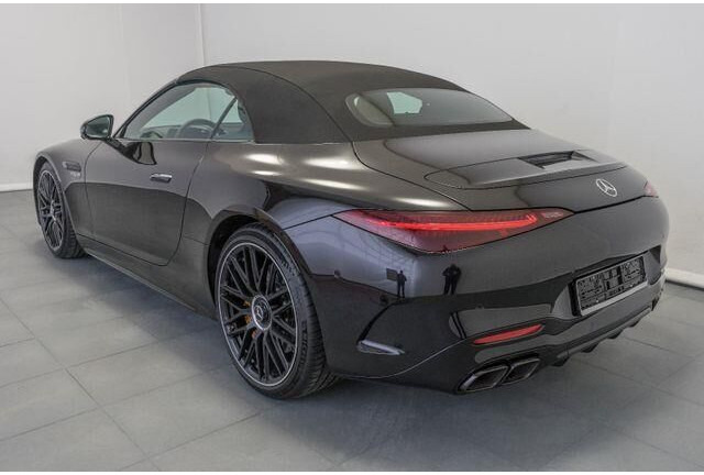 Mercedes-Benz SL-Klasse 63 AMG Roadster/Performance+/4Matic/Carbon - Avoauto: kuva Mercedes-Benz SL-Klasse 63 AMG Roadster/Performance+/4Matic/Carbon - Avoauto Mercedes-Benz SL-Klasse 63 AMG Roadster/Performance+/4Matic/Carbon - Avoauto: kuva Mercedes-Benz SL-Klasse 63 AMG Roadster/Performance+/4Matic/Carbon - Avoauto