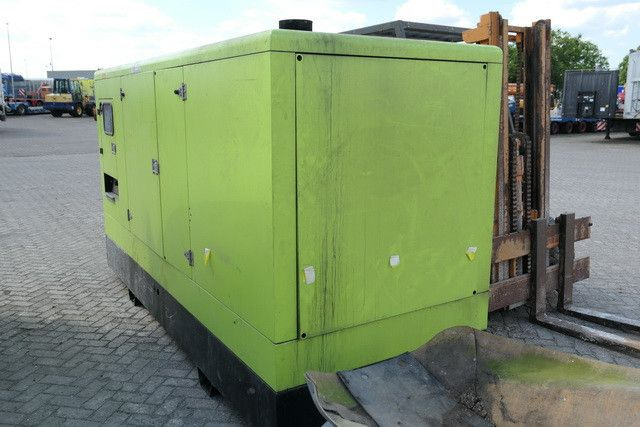 Pramac GSW220, Stromgenerator, 220 kVA, Deutz - Sähkögeneraattori: kuva Pramac GSW220, Stromgenerator, 220 kVA, Deutz - Sähkögeneraattori Pramac GSW220, Stromgenerator, 220 kVA, Deutz - Sähkögeneraattori: kuva Pramac GSW220, Stromgenerator, 220 kVA, Deutz - Sähkögeneraattori
