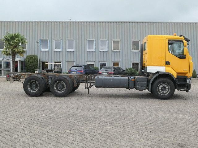 Renault 460 Premium Lander 6x4, Retarder, 10Räder, Klima - Kuorma-auto alusta: kuva Renault 460 Premium Lander 6x4, Retarder, 10Räder, Klima - Kuorma-auto alusta Renault 460 Premium Lander 6x4, Retarder, 10Räder, Klima - Kuorma-auto alusta: kuva Renault 460 Premium Lander 6x4, Retarder, 10Räder, Klima - Kuorma-auto alusta