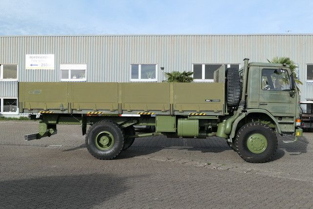 Lava-kuorma-auto Scania P92HK 4x4, Allrad, Einzelbereifung, Klima, 40tkm: kuva Lava-kuorma-auto Scania P92HK 4x4, Allrad, Einzelbereifung, Klima, 40tkm
