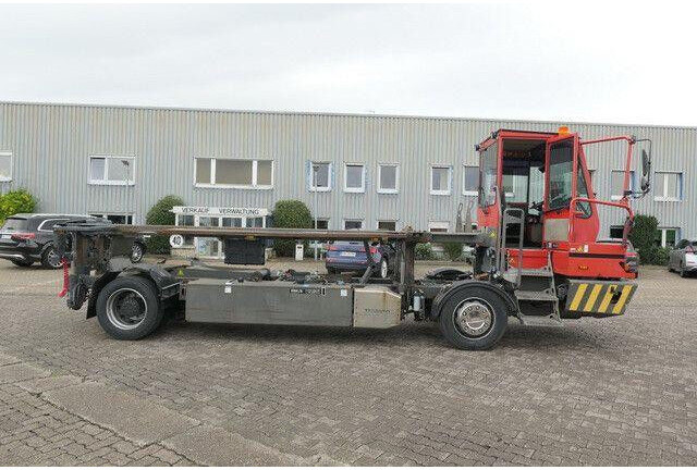 Terberg BC 182, Wechselbrücken, Sattelkupplung - Kuorma-auto alusta: kuva Terberg BC 182, Wechselbrücken, Sattelkupplung - Kuorma-auto alusta Terberg BC 182, Wechselbrücken, Sattelkupplung - Kuorma-auto alusta: kuva Terberg BC 182, Wechselbrücken, Sattelkupplung - Kuorma-auto alusta