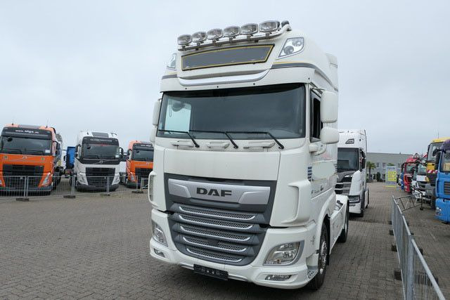 DAF XF 480 FT 4x2, SSC, Standklima, Alu-Felgen,111km - Vetopöytäauto: kuva DAF XF 480 FT 4x2, SSC, Standklima, Alu-Felgen,111km - Vetopöytäauto DAF XF 480 FT 4x2, SSC, Standklima, Alu-Felgen,111km - Vetopöytäauto: kuva DAF XF 480 FT 4x2, SSC, Standklima, Alu-Felgen,111km - Vetopöytäauto