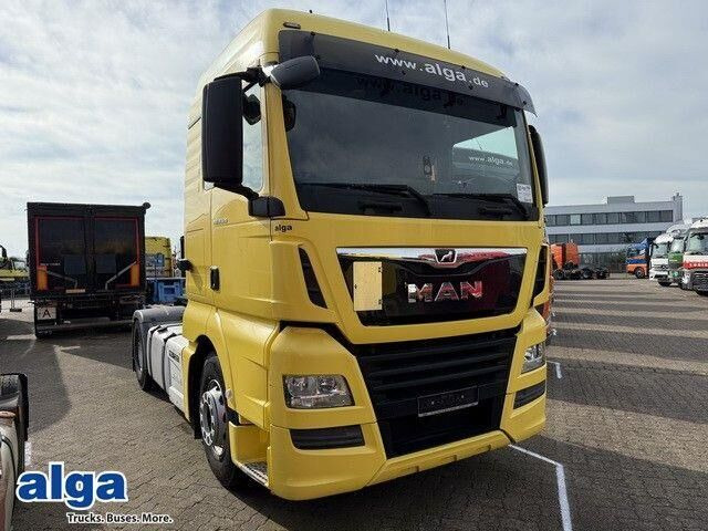 MAN 18.420 TGX XlX 4x2, Hydr., Navi, AC, Schlafliege - Vetopöytäauto: kuva MAN 18.420 TGX XlX 4x2, Hydr., Navi, AC, Schlafliege - Vetopöytäauto MAN 18.420 TGX XlX 4x2, Hydr., Navi, AC, Schlafliege - Vetopöytäauto: kuva MAN 18.420 TGX XlX 4x2, Hydr., Navi, AC, Schlafliege - Vetopöytäauto