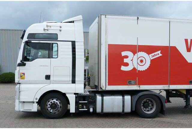 MAN 18.500 TGX 4x2, XXL, Intarder,Standklima,2x Tank - Vetopöytäauto: kuva MAN 18.500 TGX 4x2, XXL, Intarder,Standklima,2x Tank - Vetopöytäauto MAN 18.500 TGX 4x2, XXL, Intarder,Standklima,2x Tank - Vetopöytäauto: kuva MAN 18.500 TGX 4x2, XXL, Intarder,Standklima,2x Tank - Vetopöytäauto
