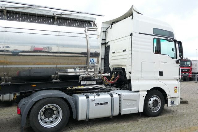 MAN 18.500 TGX, XXL, Intarder, Standklima, 2x Tank - Vetopöytäauto: kuva MAN 18.500 TGX, XXL, Intarder, Standklima, 2x Tank - Vetopöytäauto MAN 18.500 TGX, XXL, Intarder, Standklima, 2x Tank - Vetopöytäauto: kuva MAN 18.500 TGX, XXL, Intarder, Standklima, 2x Tank - Vetopöytäauto