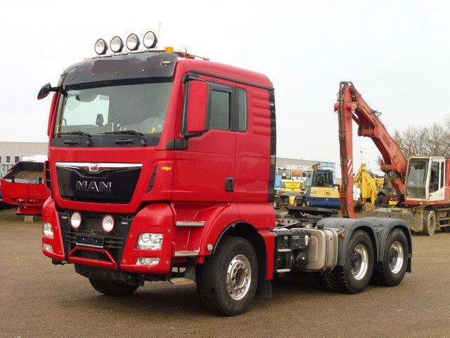 MAN 26.560 TGX BLS 6x4, Intarder, Hydr. Alu-Felgen - Vetopöytäauto: kuva MAN 26.560 TGX BLS 6x4, Intarder, Hydr. Alu-Felgen - Vetopöytäauto MAN 26.560 TGX BLS 6x4, Intarder, Hydr. Alu-Felgen - Vetopöytäauto: kuva MAN 26.560 TGX BLS 6x4, Intarder, Hydr. Alu-Felgen - Vetopöytäauto