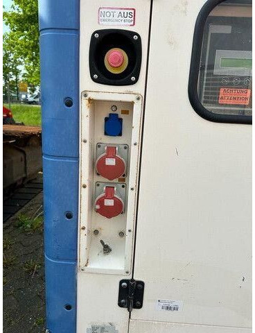 Wacker Wilson P33-2, 33kVA, Perkins, Stromgenerator - Sähkögeneraattori: kuva Wacker Wilson P33-2, 33kVA, Perkins, Stromgenerator - Sähkögeneraattori Wacker Wilson P33-2, 33kVA, Perkins, Stromgenerator - Sähkögeneraattori: kuva Wacker Wilson P33-2, 33kVA, Perkins, Stromgenerator - Sähkögeneraattori