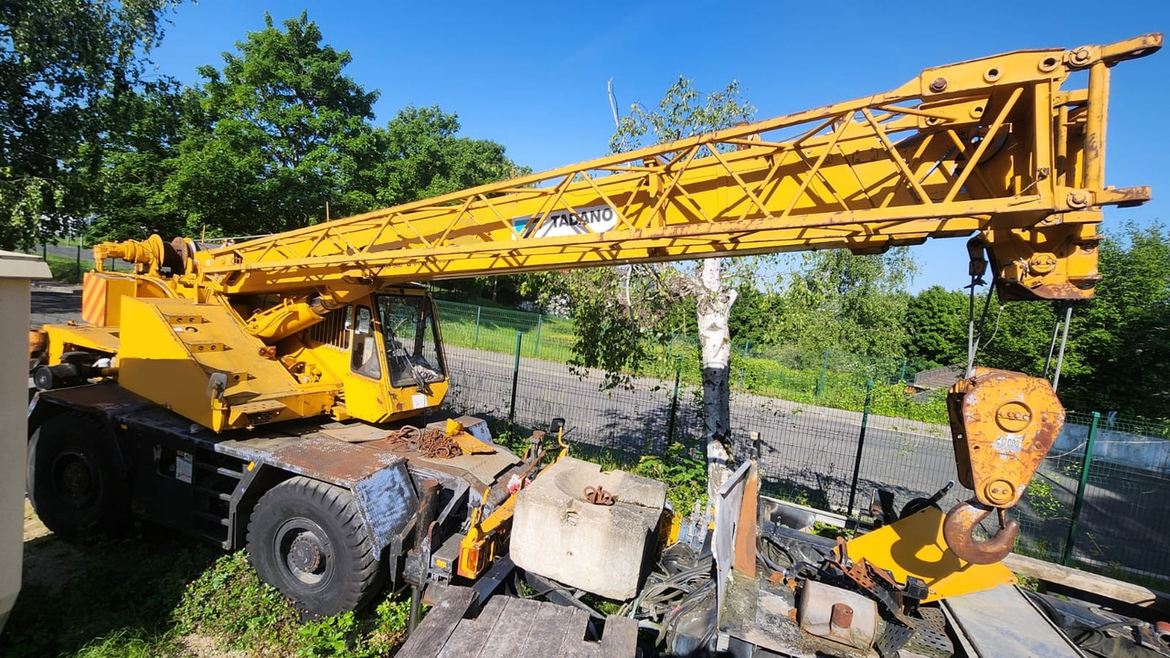 TADANO TR 250 E - Nosturi: kuva TADANO TR 250 E - Nosturi TADANO TR 250 E - Nosturi: kuva TADANO TR 250 E - Nosturi