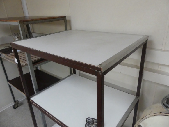 2 Chariots à roulettes 3 niveaux - Leipomokone: kuva 2 Chariots à roulettes 3 niveaux - Leipomokone 2 Chariots à roulettes 3 niveaux - Leipomokone: kuva 2 Chariots à roulettes 3 niveaux - Leipomokone