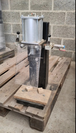 Capsuleuse pneumatique semi-automatique Spagni - Elintarviketeollisuuden kone: kuva Capsuleuse pneumatique semi-automatique Spagni - Elintarviketeollisuuden kone Capsuleuse pneumatique semi-automatique Spagni - Elintarviketeollisuuden kone: kuva Capsuleuse pneumatique semi-automatique Spagni - Elintarviketeollisuuden kone