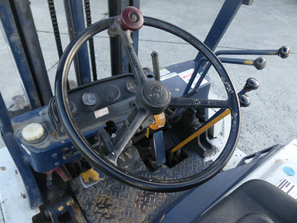 Chariot élévateur Komatsu FD25T - Dieseltrukki: kuva Chariot élévateur Komatsu FD25T - Dieseltrukki Chariot élévateur Komatsu FD25T - Dieseltrukki: kuva Chariot élévateur Komatsu FD25T - Dieseltrukki