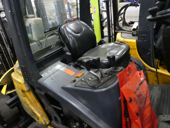 Chariot élévateur au gaz Jungheinrich TFG20AK - Vastapainotrukki: kuva Chariot élévateur au gaz Jungheinrich TFG20AK - Vastapainotrukki Chariot élévateur au gaz Jungheinrich TFG20AK - Vastapainotrukki: kuva Chariot élévateur au gaz Jungheinrich TFG20AK - Vastapainotrukki