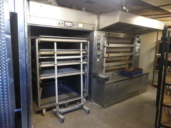 Four au mazout avec chambre étuve Ooms - Leipomokone: kuva Four au mazout avec chambre étuve Ooms - Leipomokone Four au mazout avec chambre étuve Ooms - Leipomokone: kuva Four au mazout avec chambre étuve Ooms - Leipomokone