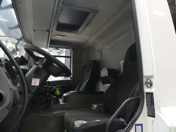 REF:01-BGF-8 - Camion poubelle DAF CF290FAG (2015-268.697 km) - Roska-auto: kuva REF:01-BGF-8 - Camion poubelle DAF CF290FAG (2015-268.697 km) - Roska-auto REF:01-BGF-8 - Camion poubelle DAF CF290FAG (2015-268.697 km) - Roska-auto: kuva REF:01-BGF-8 - Camion poubelle DAF CF290FAG (2015-268.697 km) - Roska-auto