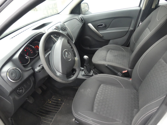 REF:19514 - Voiture Dacia Logan (2013-106.372 km) (VIN:UU14SDAG350005502) - Henkilöauto: kuva REF:19514 - Voiture Dacia Logan (2013-106.372 km) (VIN:UU14SDAG350005502) - Henkilöauto REF:19514 - Voiture Dacia Logan (2013-106.372 km) (VIN:UU14SDAG350005502) - Henkilöauto: kuva REF:19514 - Voiture Dacia Logan (2013-106.372 km) (VIN:UU14SDAG350005502) - Henkilöauto