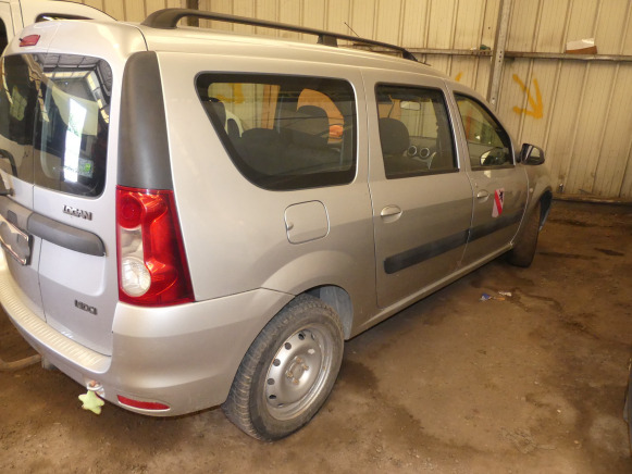 REF:2GBD456 - Voiture Dacia Logan Break SD (2011-85.514 km) - Farmari: kuva REF:2GBD456 - Voiture Dacia Logan Break SD (2011-85.514 km) - Farmari REF:2GBD456 - Voiture Dacia Logan Break SD (2011-85.514 km) - Farmari: kuva REF:2GBD456 - Voiture Dacia Logan Break SD (2011-85.514 km) - Farmari