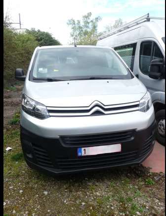 REF:1-SJF-161 - Camionnette utilitaire Citroen Jumpy (2017-192.000 km) - Numéro de châssis : VF7VFAHHWHZ033804 - Tavara-auto: kuva REF:1-SJF-161 - Camionnette utilitaire Citroen Jumpy (2017-192.000 km) - Numéro de châssis : VF7VFAHHWHZ033804 - Tavara-auto REF:1-SJF-161 - Camionnette utilitaire Citroen Jumpy (2017-192.000 km) - Numéro de châssis : VF7VFAHHWHZ033804 - Tavara-auto: kuva REF:1-SJF-161 - Camionnette utilitaire Citroen Jumpy (2017-192.000 km) - Numéro de châssis : VF7VFAHHWHZ033804 - Tavara-auto