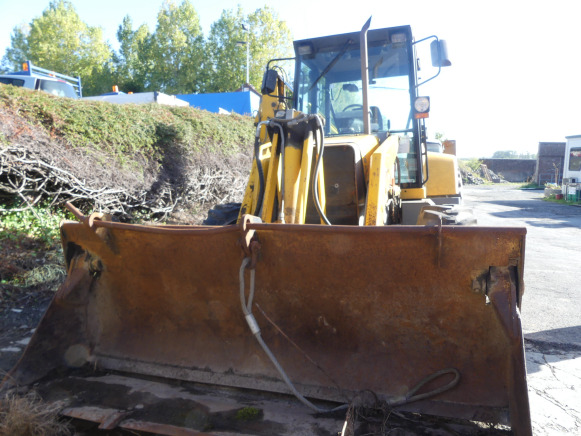 Tractopelle Fermec 860 - Kaivuri-trukki: kuva Tractopelle Fermec 860 - Kaivuri-trukki Tractopelle Fermec 860 - Kaivuri-trukki: kuva Tractopelle Fermec 860 - Kaivuri-trukki