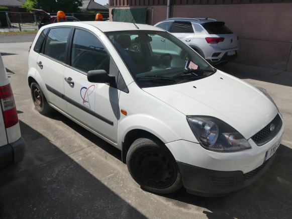 Voiture Ford FIESTA (2006-110.830 km) - Henkilöauto: kuva Voiture Ford FIESTA (2006-110.830 km) - Henkilöauto Voiture Ford FIESTA (2006-110.830 km) - Henkilöauto: kuva Voiture Ford FIESTA (2006-110.830 km) - Henkilöauto