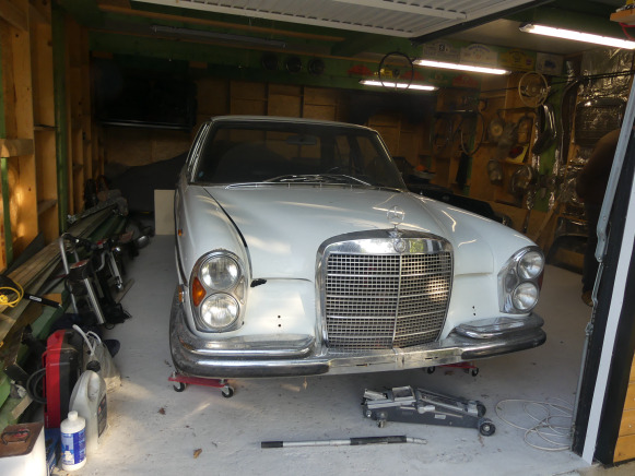 Voiture ancêtre Mercedes-Benz 280S (1972-83.435 km)(VIN: 10801610083599) - Henkilöauto: kuva Voiture ancêtre Mercedes-Benz 280S (1972-83.435 km)(VIN: 10801610083599) - Henkilöauto Voiture ancêtre Mercedes-Benz 280S (1972-83.435 km)(VIN: 10801610083599) - Henkilöauto: kuva Voiture ancêtre Mercedes-Benz 280S (1972-83.435 km)(VIN: 10801610083599) - Henkilöauto