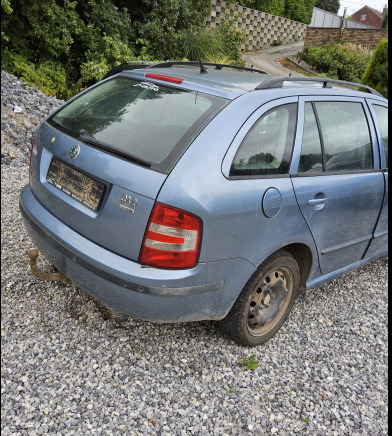 Skoda fabia - Henkilöauto: kuva skoda fabia - Henkilöauto Skoda fabia - Henkilöauto: kuva skoda fabia - Henkilöauto