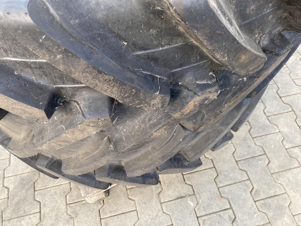 Alliance 420/85R28 - Rengas - Maatalouskoneet: kuva Alliance 420/85R28 - Rengas - Maatalouskoneet Alliance 420/85R28 - Rengas - Maatalouskoneet: kuva Alliance 420/85R28 - Rengas - Maatalouskoneet
