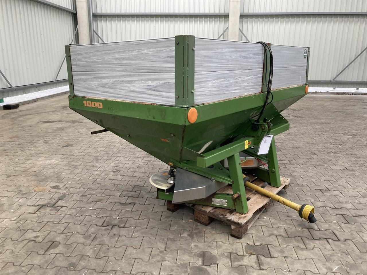 Amazone ZA-M 1000 Comp. - Lannoitteenlevitin: kuva Amazone ZA-M 1000 Comp. - Lannoitteenlevitin Amazone ZA-M 1000 Comp. - Lannoitteenlevitin: kuva Amazone ZA-M 1000 Comp. - Lannoitteenlevitin