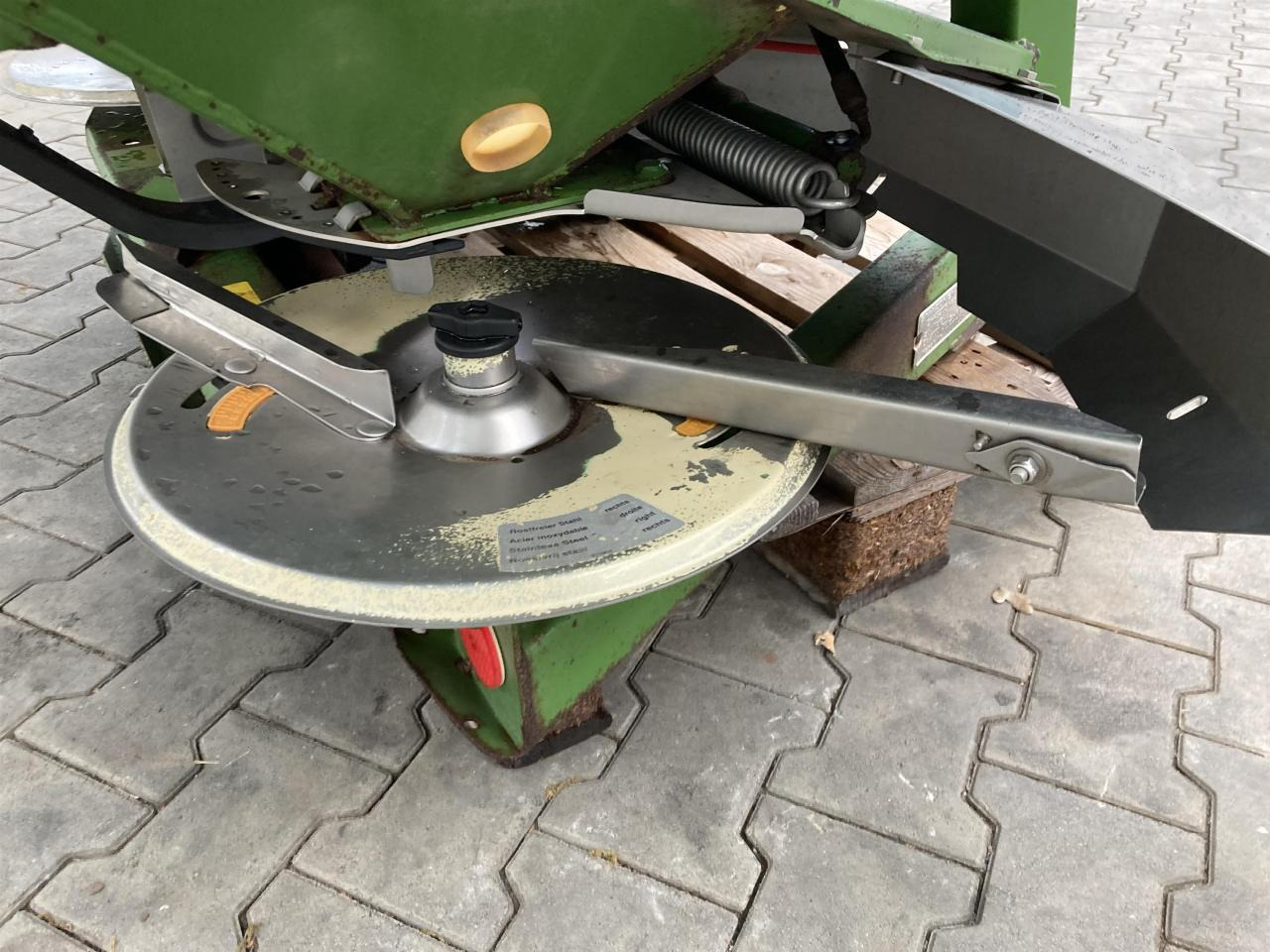 Amazone ZA-M 1000 Comp. - Lannoitteenlevitin: kuva Amazone ZA-M 1000 Comp. - Lannoitteenlevitin Amazone ZA-M 1000 Comp. - Lannoitteenlevitin: kuva Amazone ZA-M 1000 Comp. - Lannoitteenlevitin