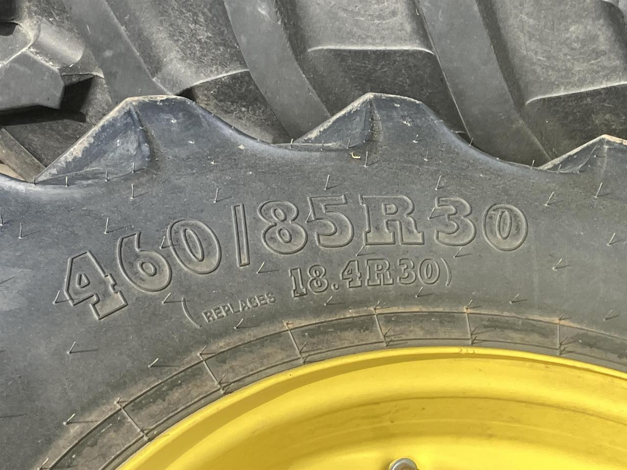 BKT 460/85R30 - Rengas - Maatalouskoneet: kuva BKT 460/85R30 - Rengas - Maatalouskoneet BKT 460/85R30 - Rengas - Maatalouskoneet: kuva BKT 460/85R30 - Rengas - Maatalouskoneet