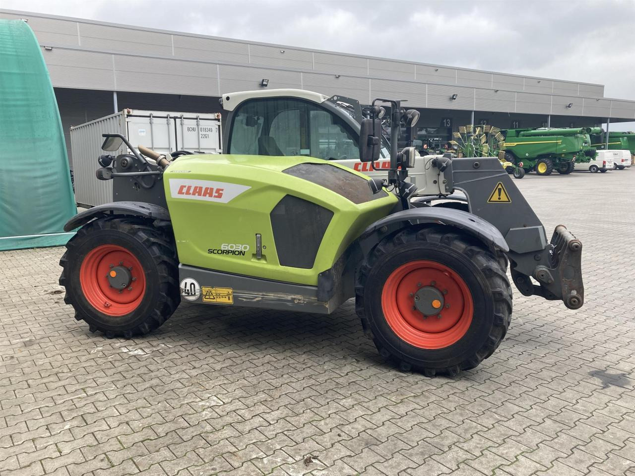 CLAAS 6030 Scorpion - Kurottaja: kuva CLAAS 6030 Scorpion - Kurottaja CLAAS 6030 Scorpion - Kurottaja: kuva CLAAS 6030 Scorpion - Kurottaja
