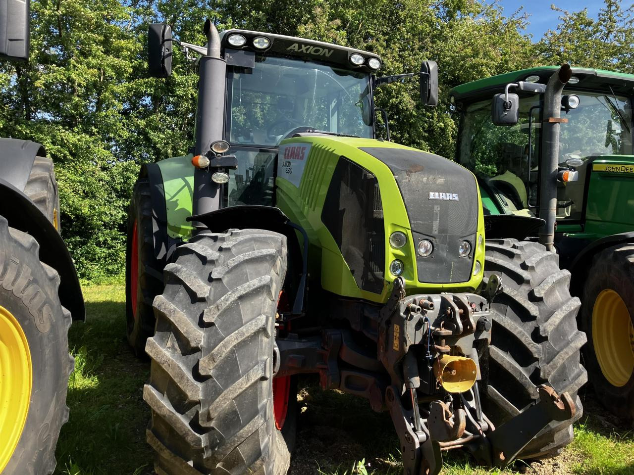 CLAAS Axion 850 - Traktori: kuva CLAAS Axion 850 - Traktori CLAAS Axion 850 - Traktori: kuva CLAAS Axion 850 - Traktori