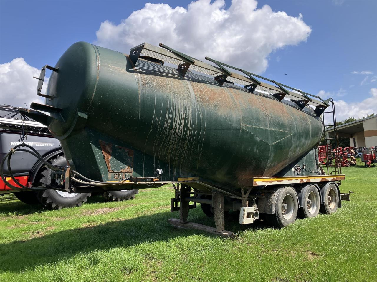 EMEK SLB 3 - Lannoituskone: kuva EMEK SLB 3 - Lannoituskone EMEK SLB 3 - Lannoituskone: kuva EMEK SLB 3 - Lannoituskone