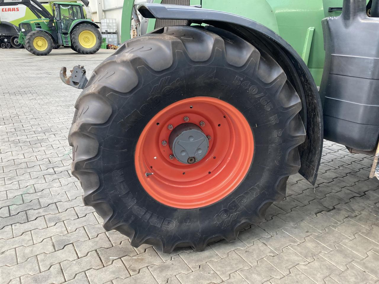 Fendt 410 Vario - Traktori: kuva Fendt 410 Vario - Traktori Fendt 410 Vario - Traktori: kuva Fendt 410 Vario - Traktori
