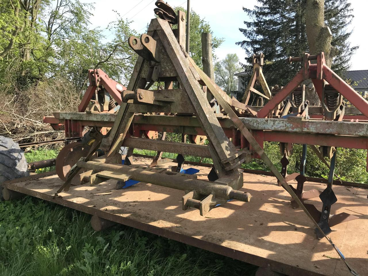 Fortschritt B365A Eigenbau - Kultivaattori: kuva Fortschritt B365A Eigenbau - Kultivaattori Fortschritt B365A Eigenbau - Kultivaattori: kuva Fortschritt B365A Eigenbau - Kultivaattori