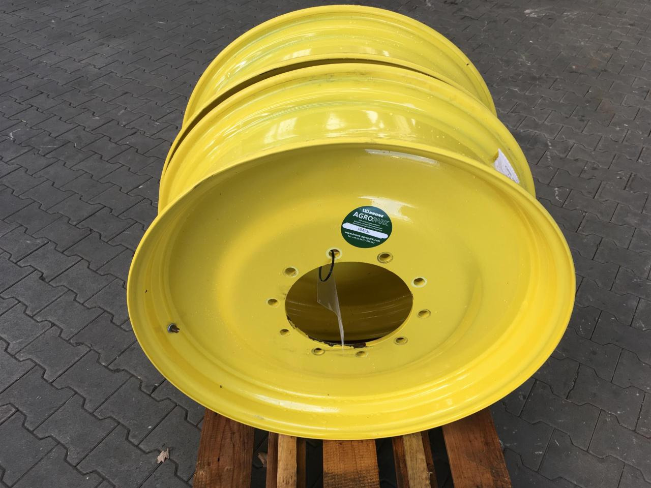 John Deere 10x34 - Rengas - Maatalouskoneet: kuva John Deere 10x34 - Rengas - Maatalouskoneet John Deere 10x34 - Rengas - Maatalouskoneet: kuva John Deere 10x34 - Rengas - Maatalouskoneet