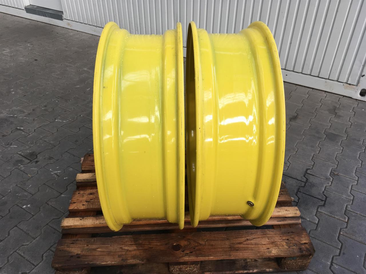 John Deere 10x34 - Rengas - Maatalouskoneet: kuva John Deere 10x34 - Rengas - Maatalouskoneet John Deere 10x34 - Rengas - Maatalouskoneet: kuva John Deere 10x34 - Rengas - Maatalouskoneet