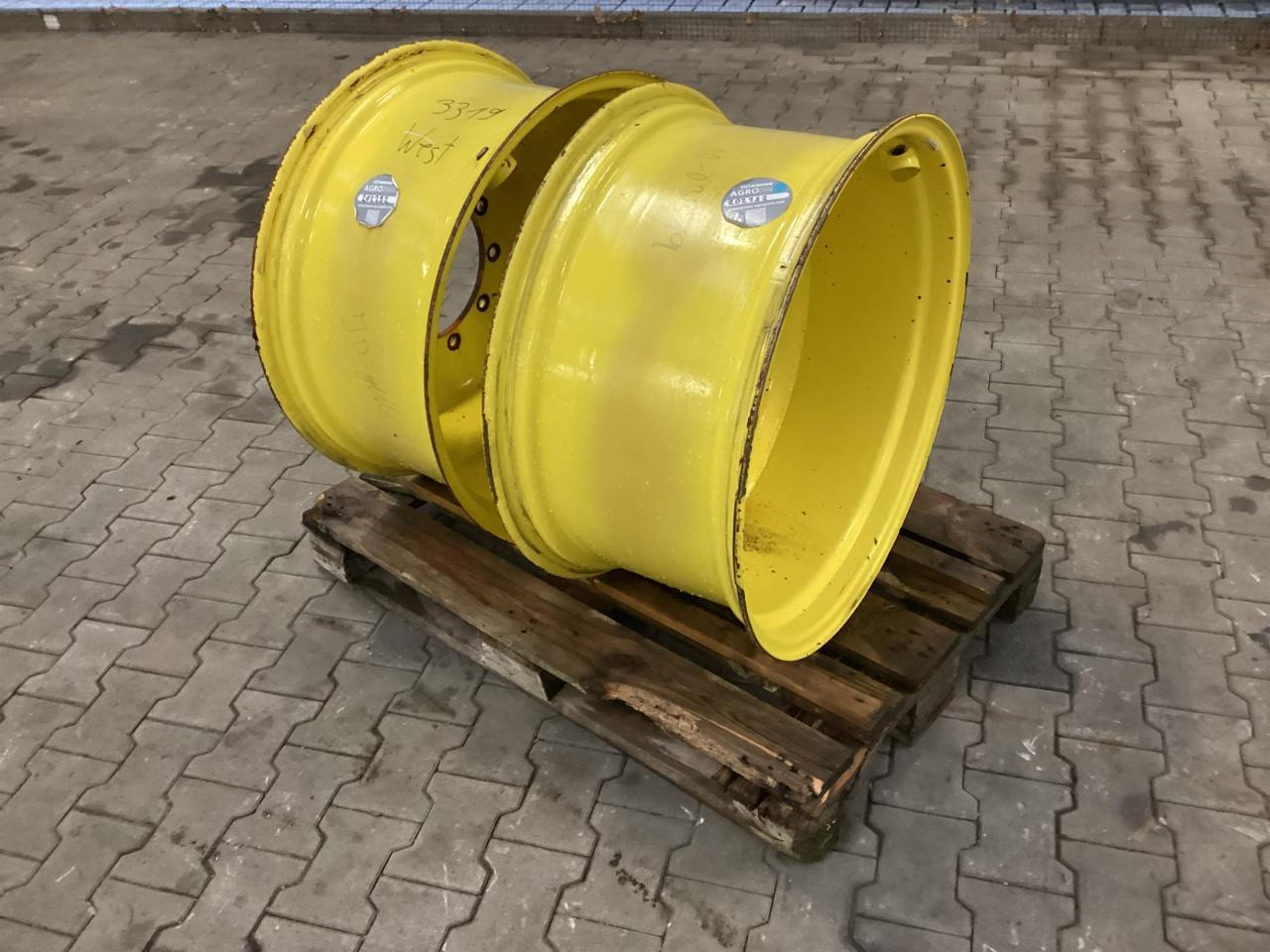 John Deere 15x30 - Rengas - Maatalouskoneet: kuva John Deere 15x30 - Rengas - Maatalouskoneet John Deere 15x30 - Rengas - Maatalouskoneet: kuva John Deere 15x30 - Rengas - Maatalouskoneet