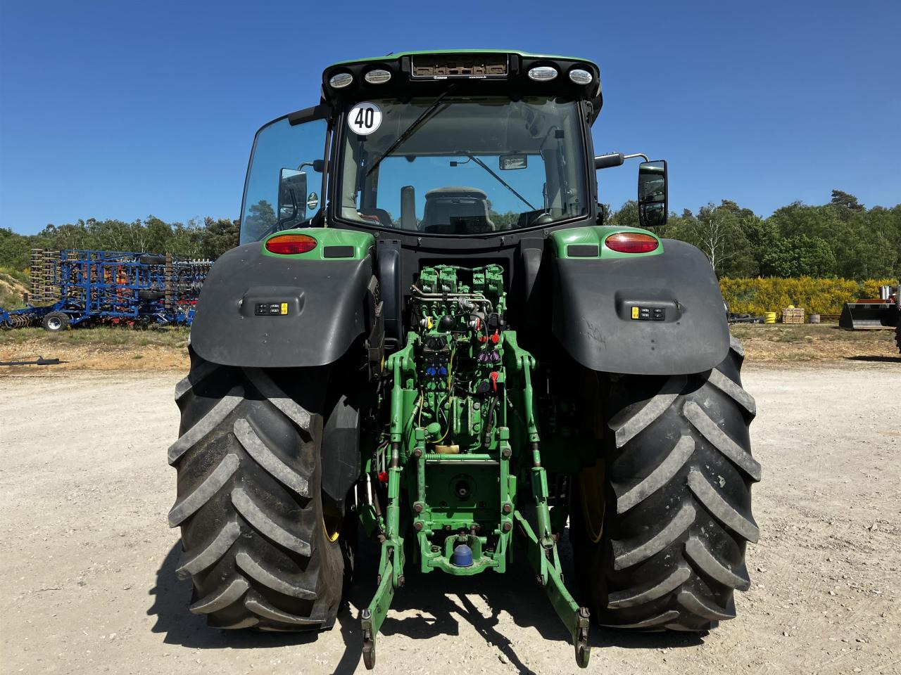 John Deere 6215R - Traktori: kuva John Deere 6215R - Traktori John Deere 6215R - Traktori: kuva John Deere 6215R - Traktori