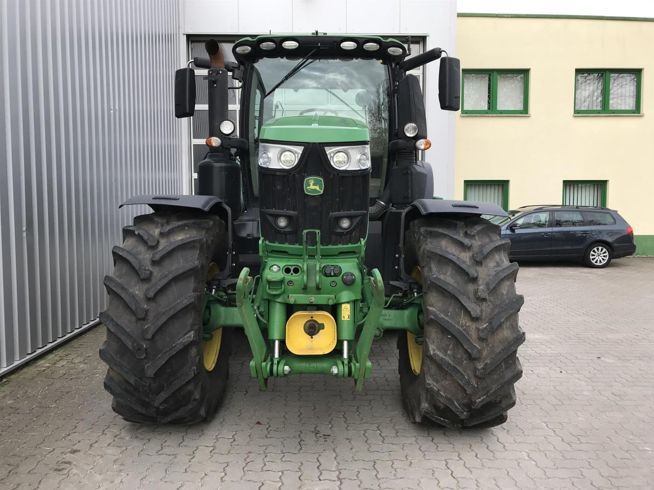 John Deere 6250R - Traktori: kuva John Deere 6250R - Traktori John Deere 6250R - Traktori: kuva John Deere 6250R - Traktori
