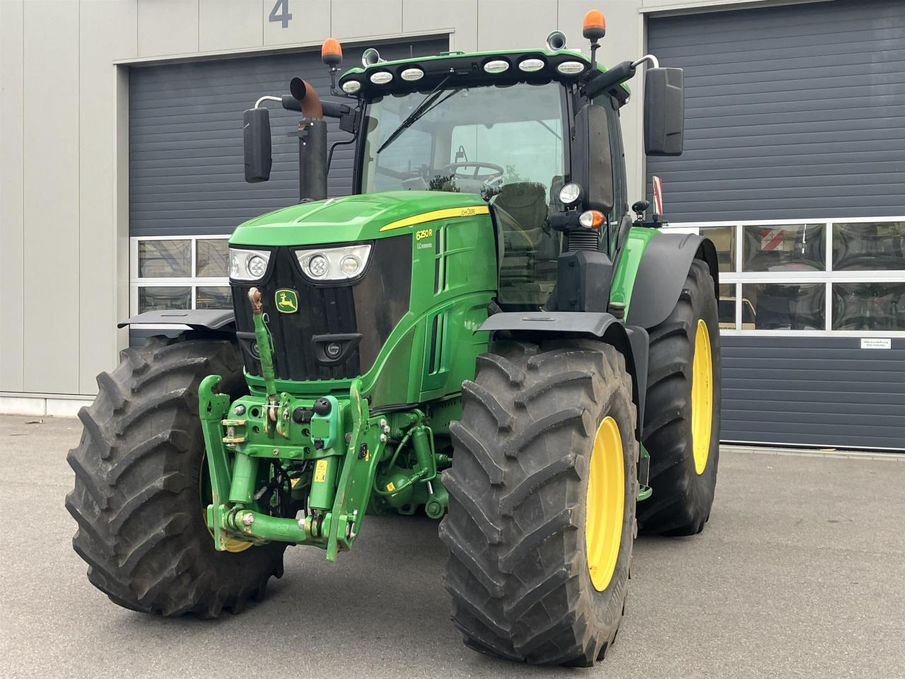 John Deere 6250R - Traktori: kuva John Deere 6250R - Traktori John Deere 6250R - Traktori: kuva John Deere 6250R - Traktori